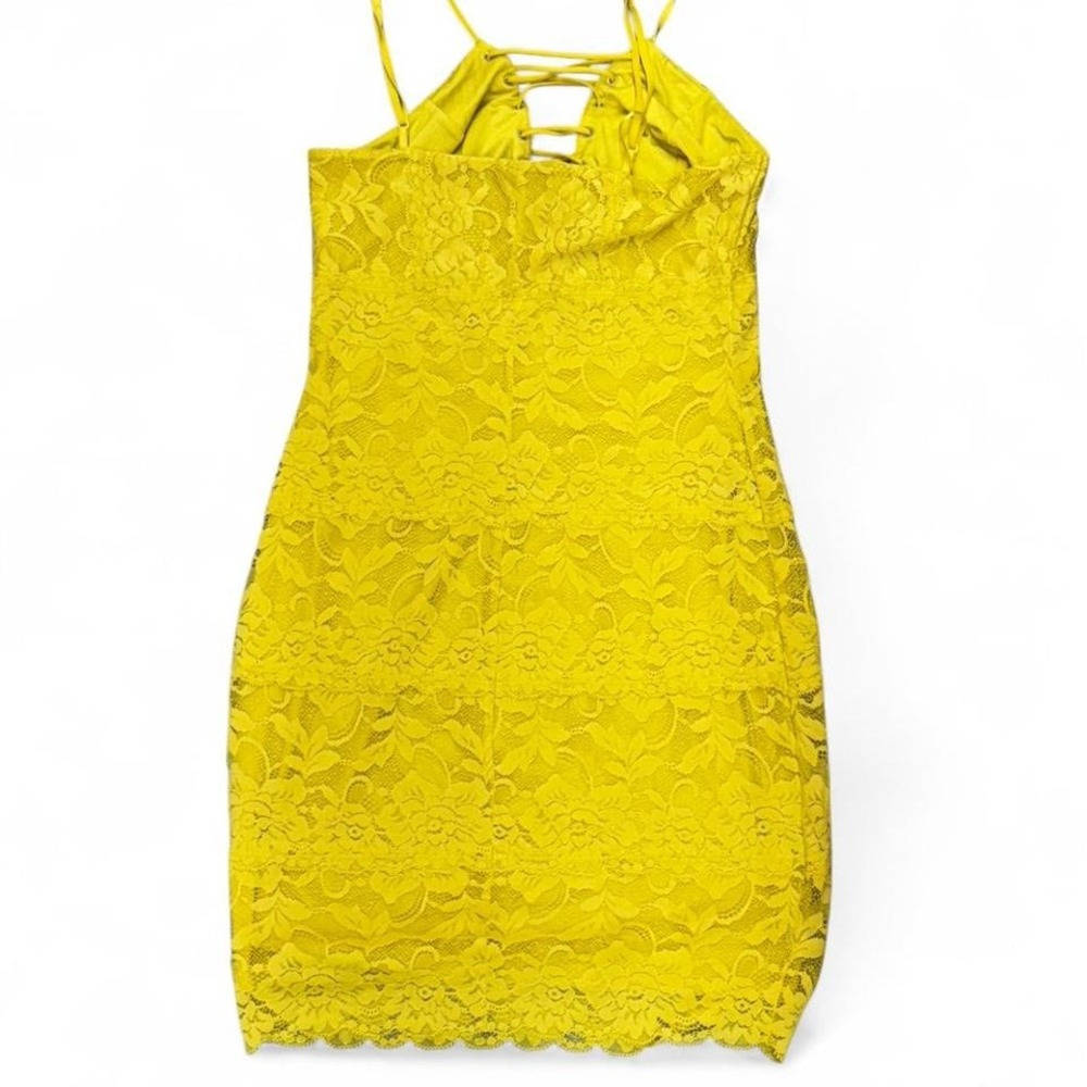 Yellow lace bodycon GUESS brand dress - Picture 2 of 3
